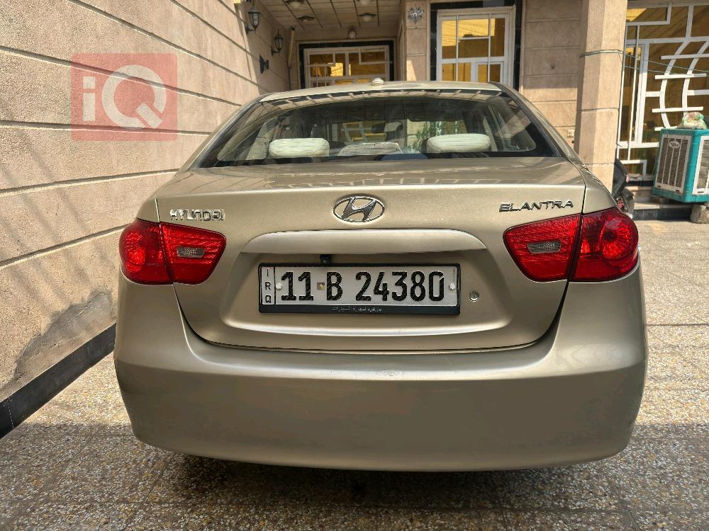هیوندای ئەلەنترا